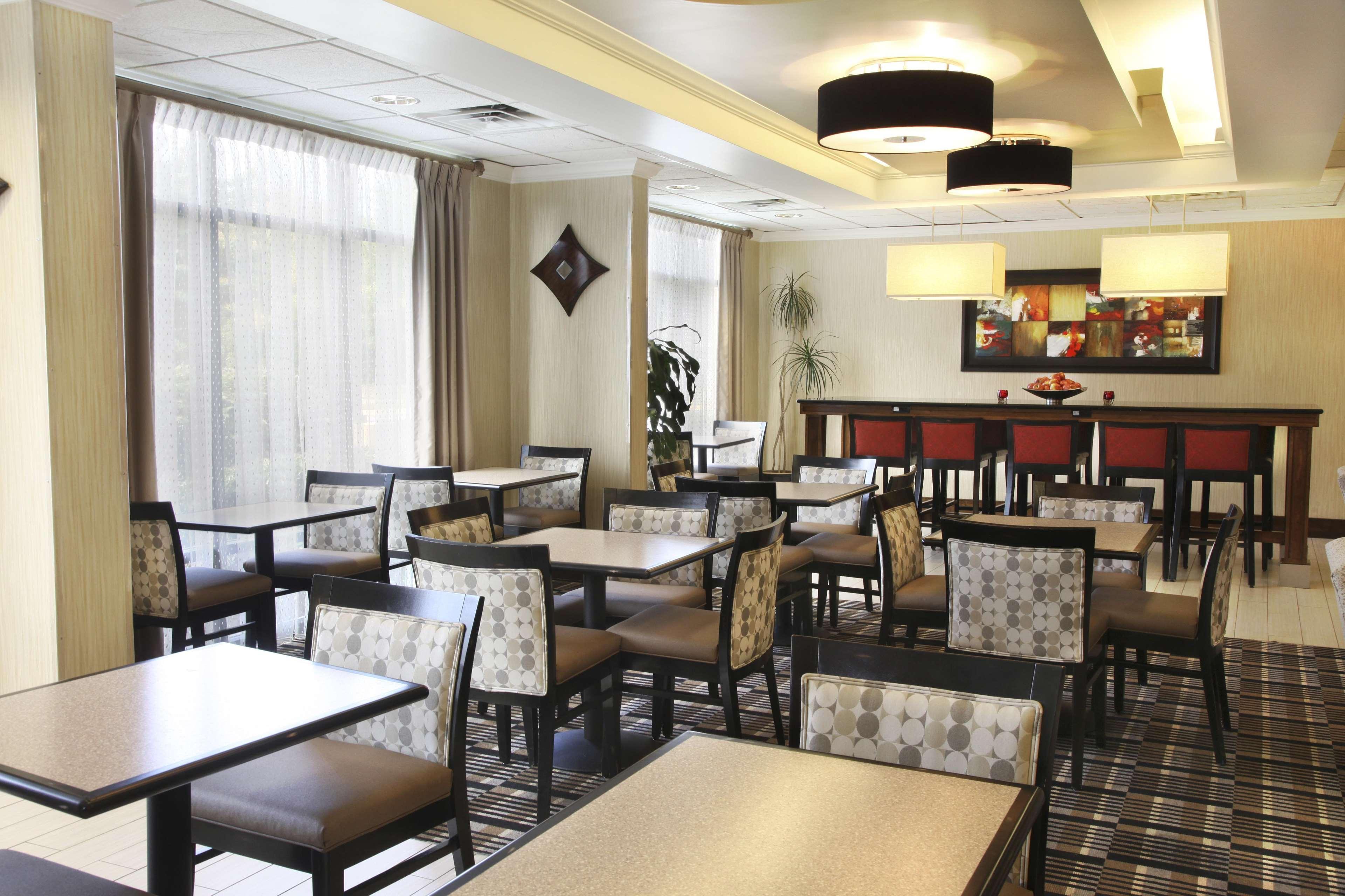 Hampton Inn Richmond/Ашланд Екстериор снимка