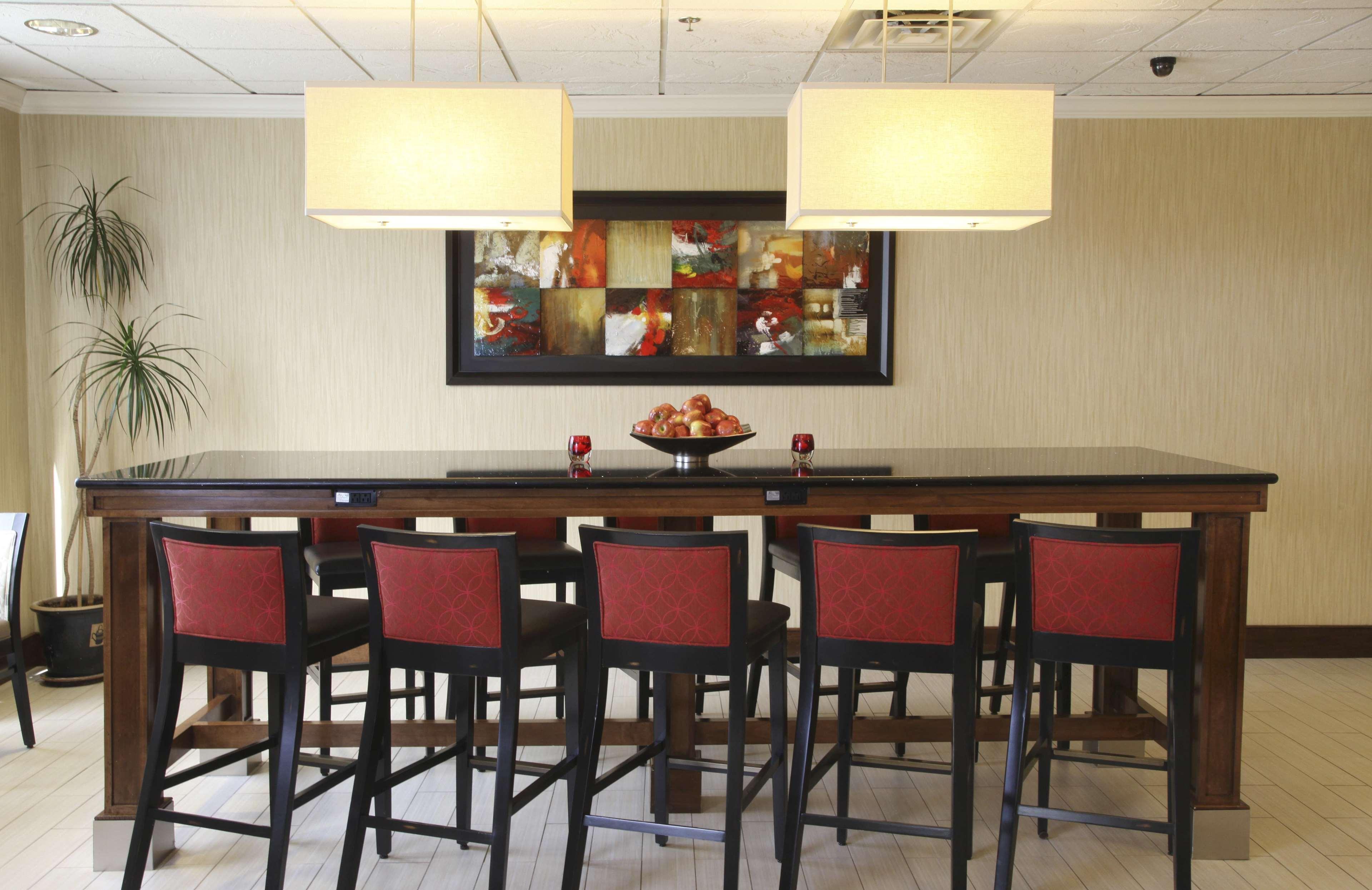 Hampton Inn Richmond/Ашланд Екстериор снимка