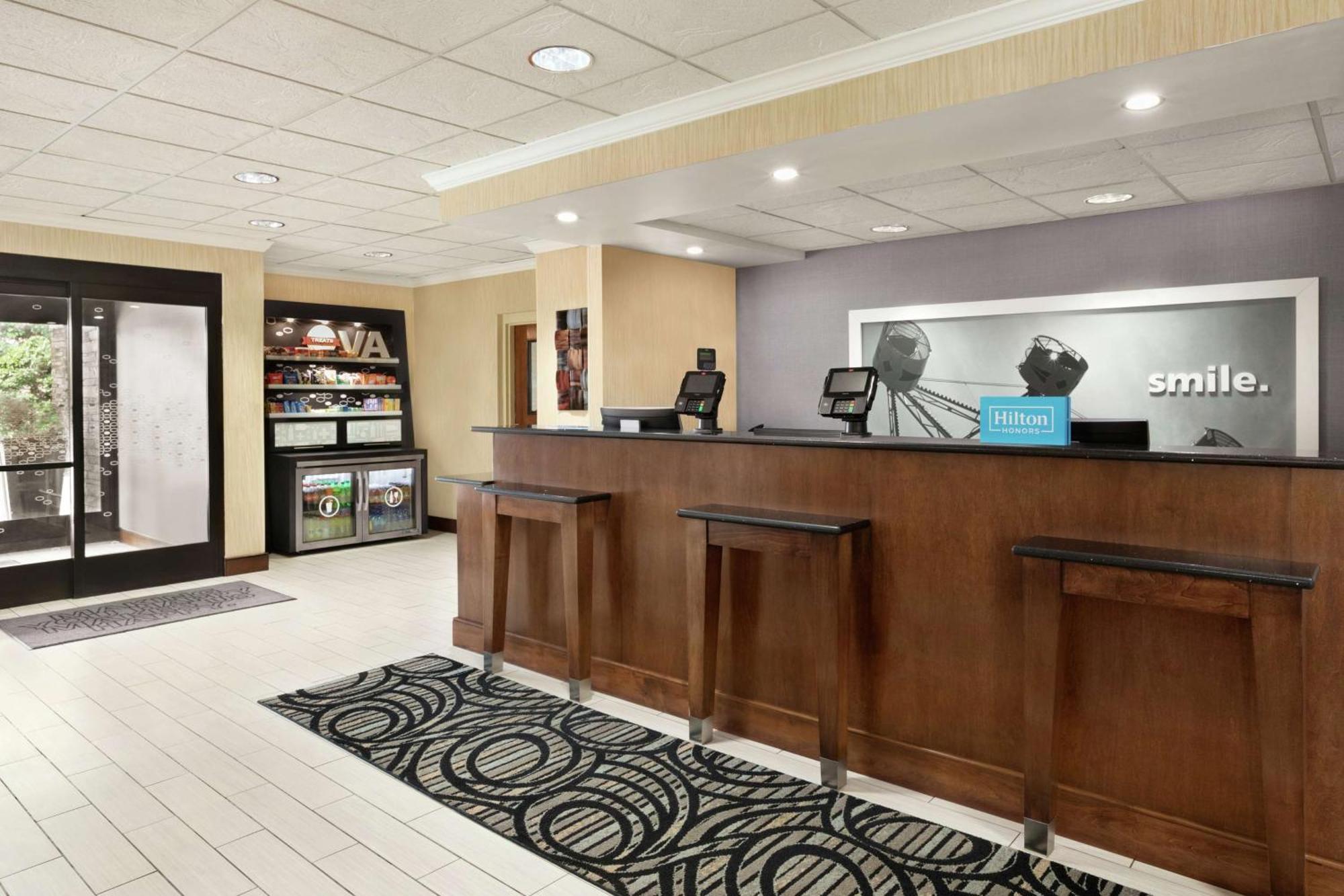 Hampton Inn Richmond/Ашланд Екстериор снимка